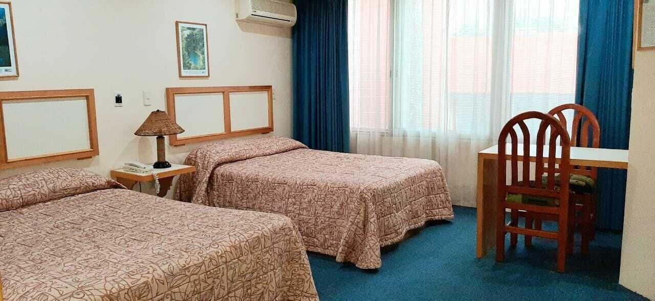 Oliva Plaza Hotel