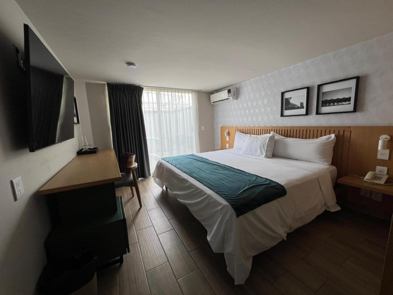 Hotel Oliva Plaza