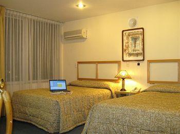 Hotel Oliva Plaza